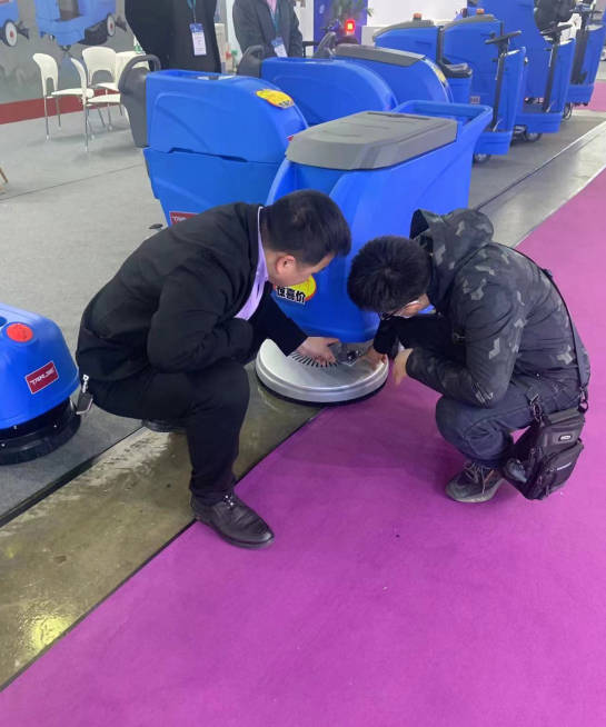 台北小型电动洗地机是否适合用于环卫保洁